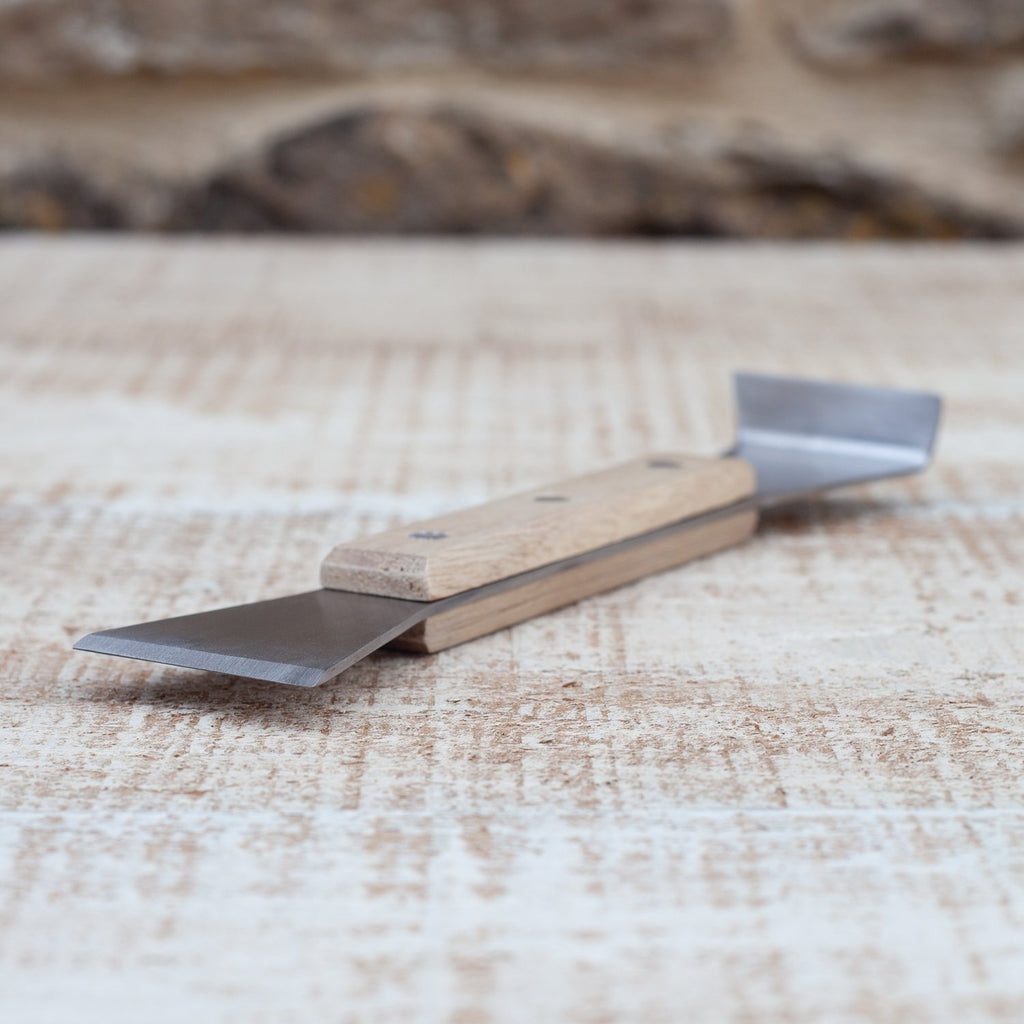 Wildlife World Bee Hive tool