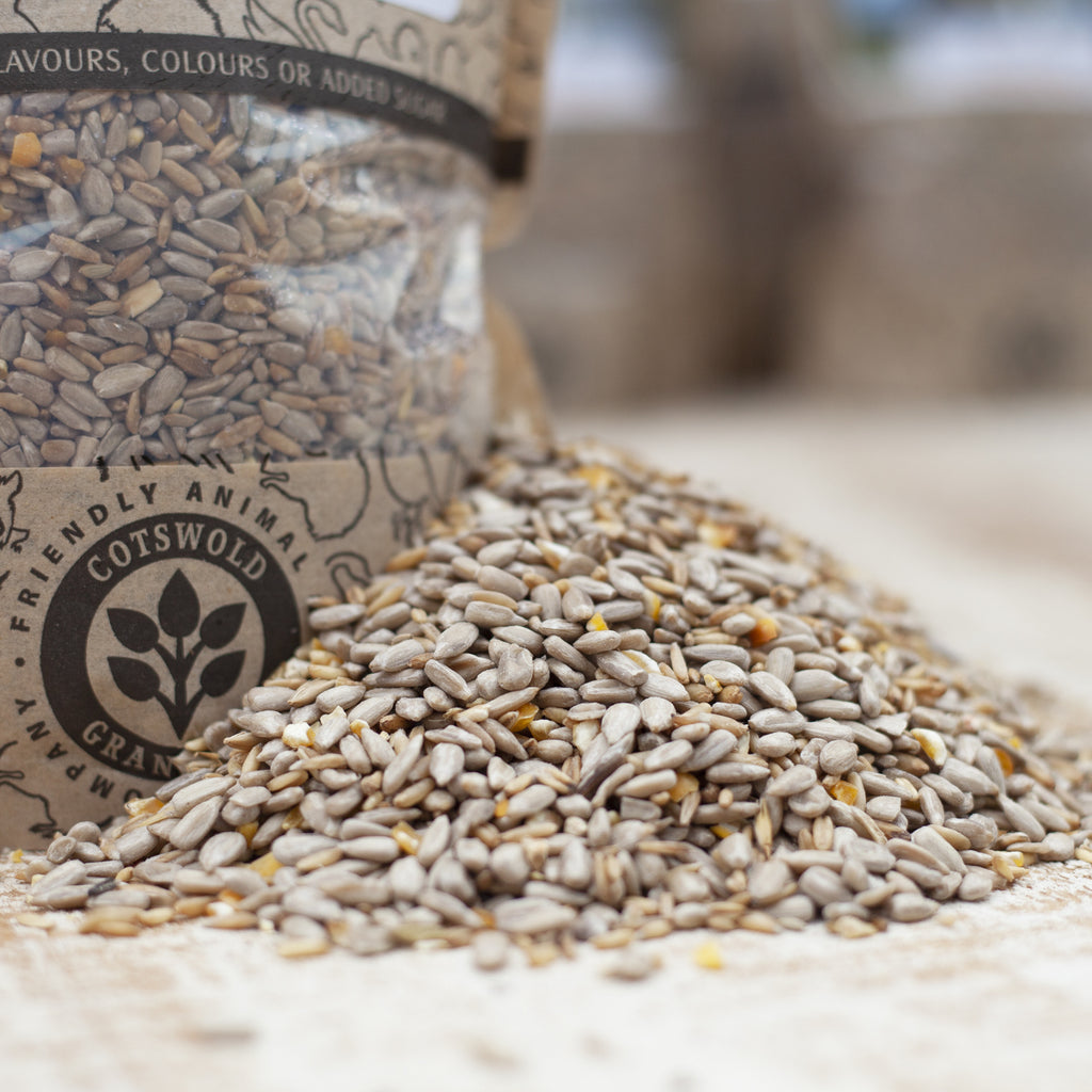 No Mess bird food close up Cotswold Granaries